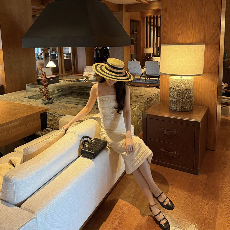 Black & White Striped Wide-Brim Flat-Top Straw Hat