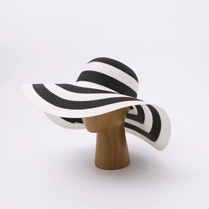 Black & White Striped Wide-Brim Sun Hat